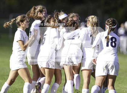 Thumbnail 1 in Staples vs Darien (FCIAC Quarterfinal) photogallery.
