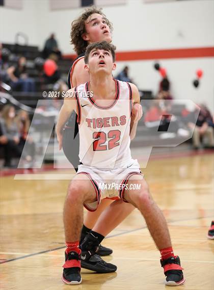 Thumbnail 3 in Amanda-Clearcreek @ Circleville photogallery.