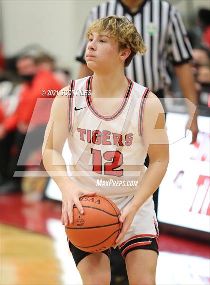 Thumbnail 3 in Amanda-Clearcreek @ Circleville photogallery.