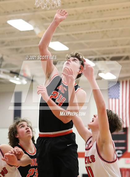 Thumbnail 3 in Amanda-Clearcreek @ Circleville photogallery.