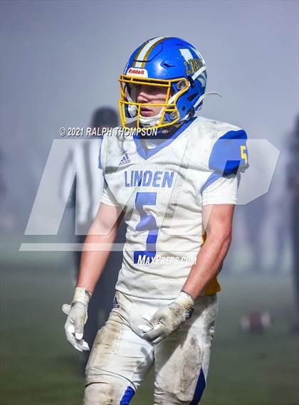 Thumbnail 2 in Bradshaw Christian vs. Linden (CIF SJS D-6 Quarterfinal) photogallery.