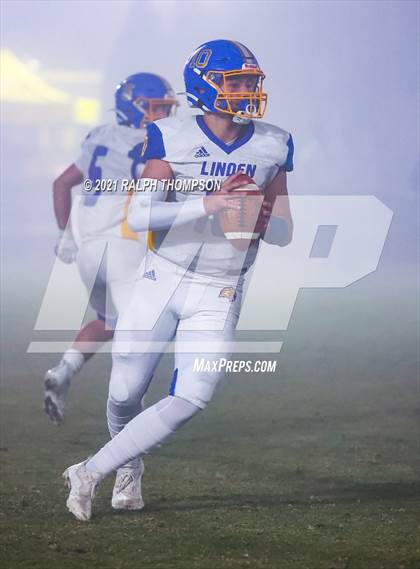 Thumbnail 2 in Bradshaw Christian vs. Linden (CIF SJS D-6 Quarterfinal) photogallery.