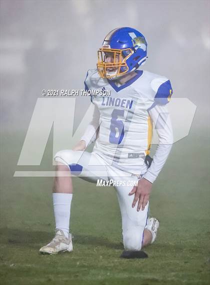 Thumbnail 3 in Bradshaw Christian vs. Linden (CIF SJS D-6 Quarterfinal) photogallery.