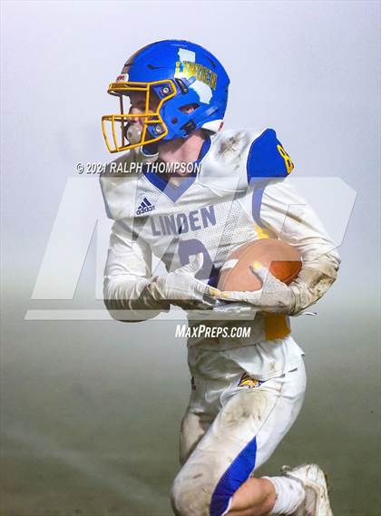 Thumbnail 2 in Bradshaw Christian vs. Linden (CIF SJS D-6 Quarterfinal) photogallery.