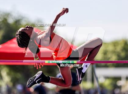 Thumbnail 2 in CIF Girls Central Section Track & Field Championships photogallery.