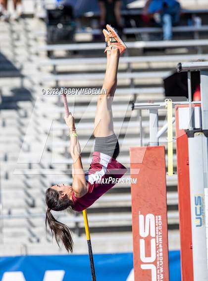 Thumbnail 2 in CIF Girls Central Section Track & Field Championships photogallery.