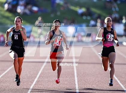 Thumbnail 1 in CIF Girls Central Section Track & Field Championships photogallery.