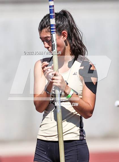 Thumbnail 2 in CIF Girls Central Section Track & Field Championships photogallery.