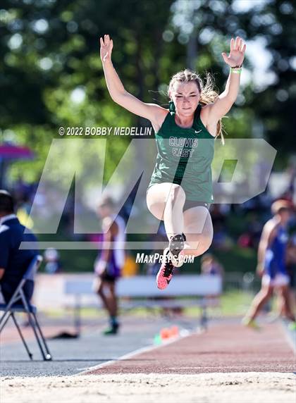 Thumbnail 1 in CIF Girls Central Section Track & Field Championships photogallery.