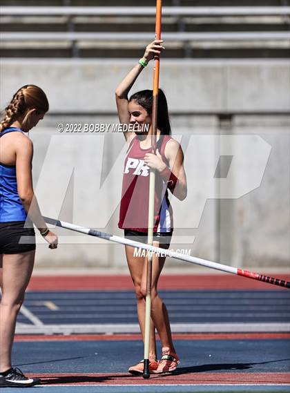 Thumbnail 3 in CIF Girls Central Section Track & Field Championships photogallery.