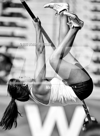 Thumbnail 2 in CIF Girls Central Section Track & Field Championships photogallery.