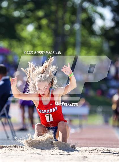 Thumbnail 2 in CIF Girls Central Section Track & Field Championships photogallery.