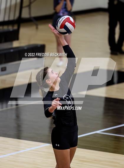 Thumbnail 2 in Sherman @ Denison photogallery.