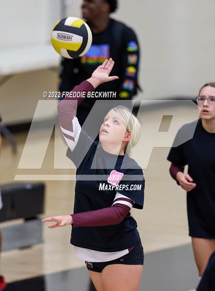 Thumbnail 3 in Sherman @ Denison photogallery.
