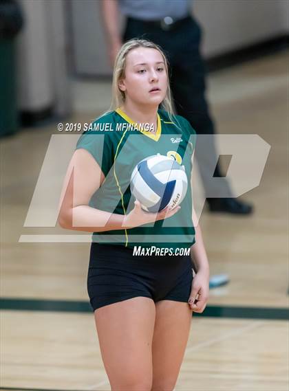 Thumbnail 1 in Pius X vs. Lincoln Southeast (NSAA District Tournament) photogallery.