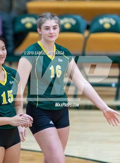 Thumbnail 1 in Pius X vs. Lincoln Southeast (NSAA District Tournament) photogallery.