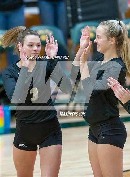 Thumbnail 2 in Pius X vs. Lincoln Southeast (NSAA District Tournament) photogallery.