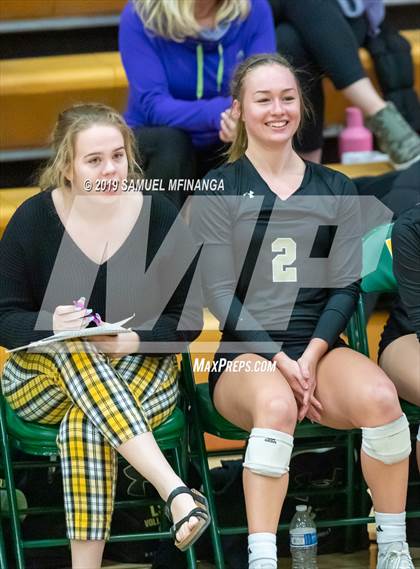 Thumbnail 1 in Pius X vs. Lincoln Southeast (NSAA District Tournament) photogallery.