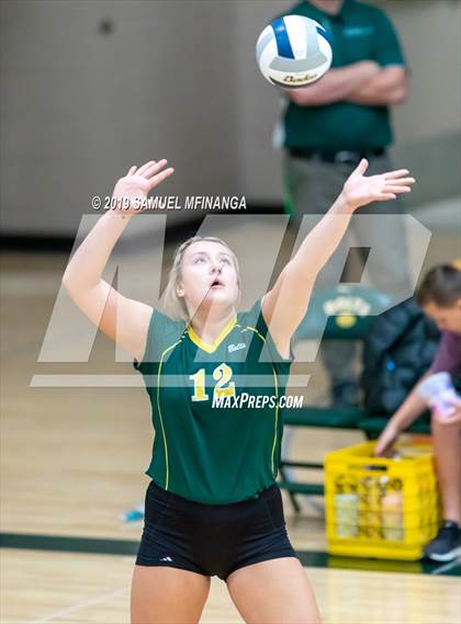 Thumbnail 1 in Pius X vs. Lincoln Southeast (NSAA District Tournament) photogallery.