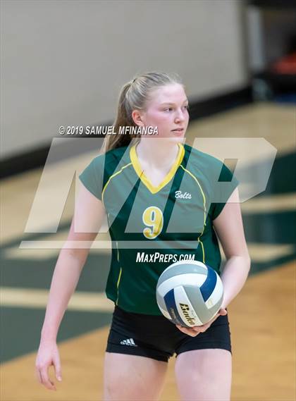 Thumbnail 2 in Pius X vs. Lincoln Southeast (NSAA District Tournament) photogallery.