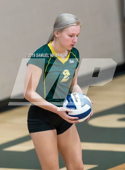Thumbnail 3 in Pius X vs. Lincoln Southeast (NSAA District Tournament) photogallery.