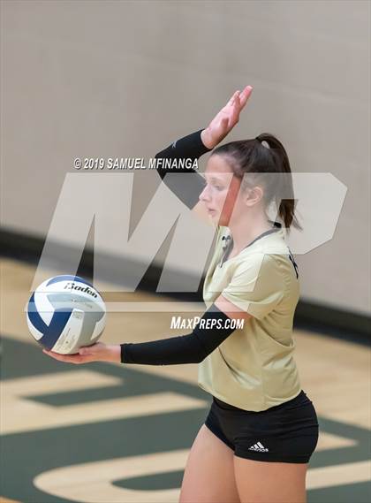 Thumbnail 1 in Pius X vs. Lincoln Southeast (NSAA District Tournament) photogallery.