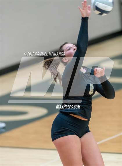 Thumbnail 2 in Pius X vs. Lincoln Southeast (NSAA District Tournament) photogallery.