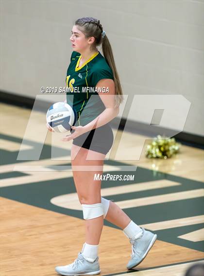 Thumbnail 2 in Pius X vs. Lincoln Southeast (NSAA District Tournament) photogallery.