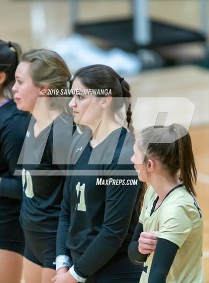 Thumbnail 2 in Pius X vs. Lincoln Southeast (NSAA District Tournament) photogallery.