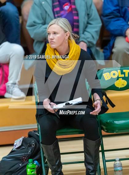 Thumbnail 2 in Pius X vs. Lincoln Southeast (NSAA District Tournament) photogallery.