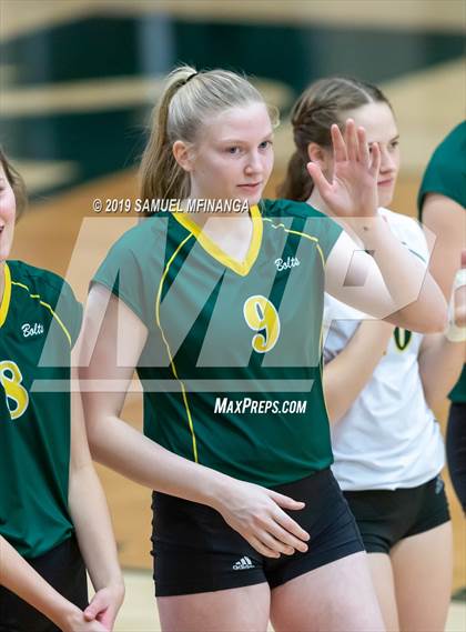 Thumbnail 3 in Pius X vs. Lincoln Southeast (NSAA District Tournament) photogallery.