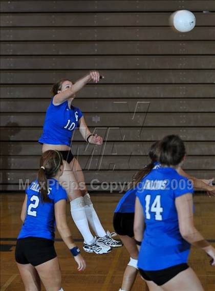 Thumbnail 3 in Rochester @ Farmington photogallery.
