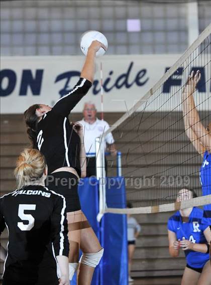Thumbnail 3 in Rochester @ Farmington photogallery.