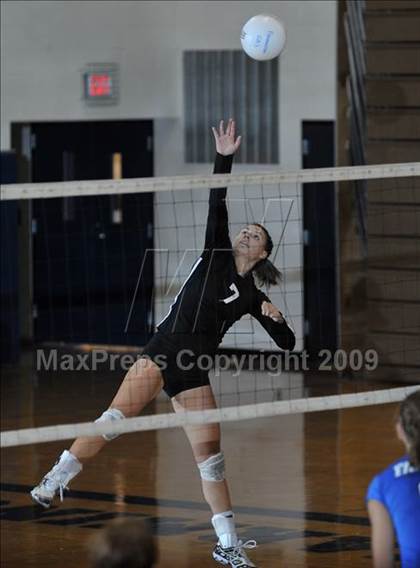 Thumbnail 2 in Rochester @ Farmington photogallery.