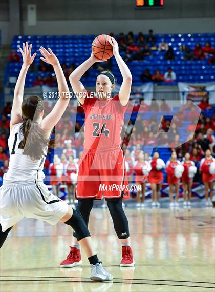 Thumbnail 3 in Bentonville vs Northside (AAA 6A State Final) photogallery.