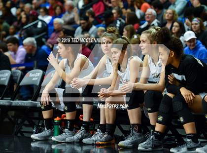 Thumbnail 3 in Bentonville vs Northside (AAA 6A State Final) photogallery.