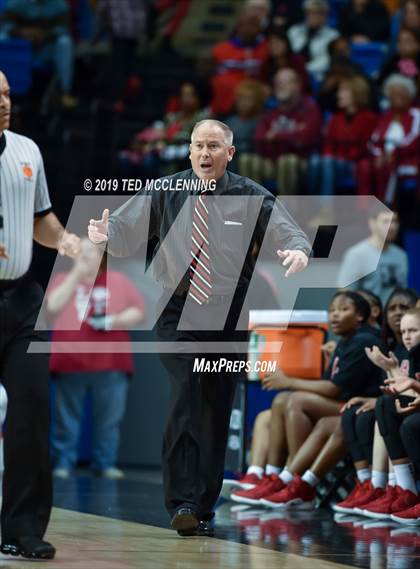 Thumbnail 3 in Bentonville vs Northside (AAA 6A State Final) photogallery.