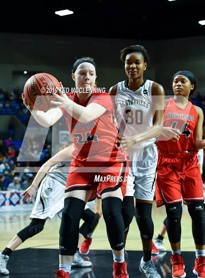 Thumbnail 2 in Bentonville vs Northside (AAA 6A State Final) photogallery.