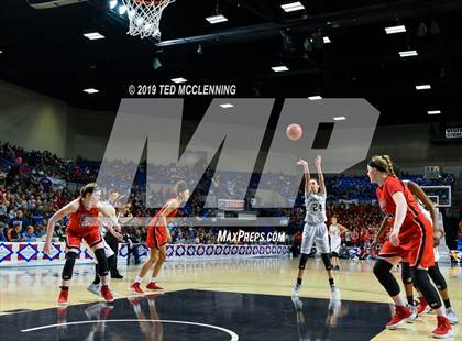 Thumbnail 1 in Bentonville vs Northside (AAA 6A State Final) photogallery.