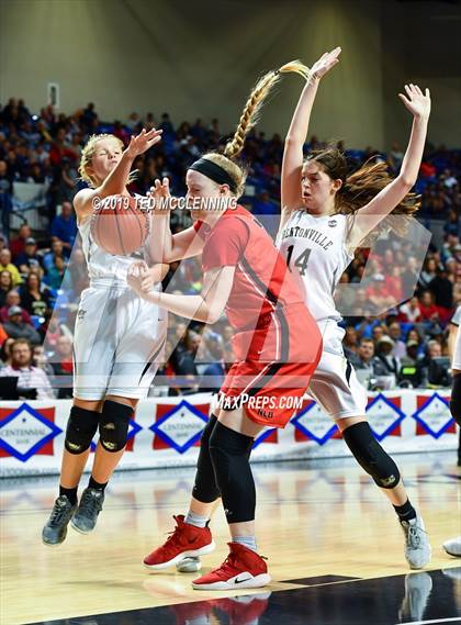 Thumbnail 3 in Bentonville vs Northside (AAA 6A State Final) photogallery.