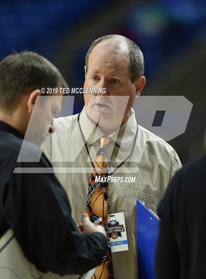 Thumbnail 3 in Bentonville vs Northside (AAA 6A State Final) photogallery.