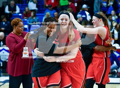 Thumbnail 1 in Bentonville vs Northside (AAA 6A State Final) photogallery.