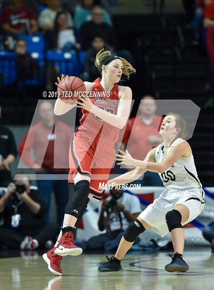 Thumbnail 2 in Bentonville vs Northside (AAA 6A State Final) photogallery.