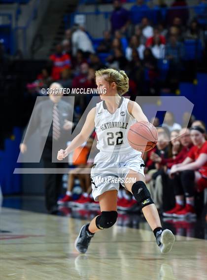 Thumbnail 3 in Bentonville vs Northside (AAA 6A State Final) photogallery.