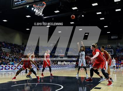 Thumbnail 1 in Bentonville vs Northside (AAA 6A State Final) photogallery.