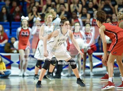 Thumbnail 3 in Bentonville vs Northside (AAA 6A State Final) photogallery.