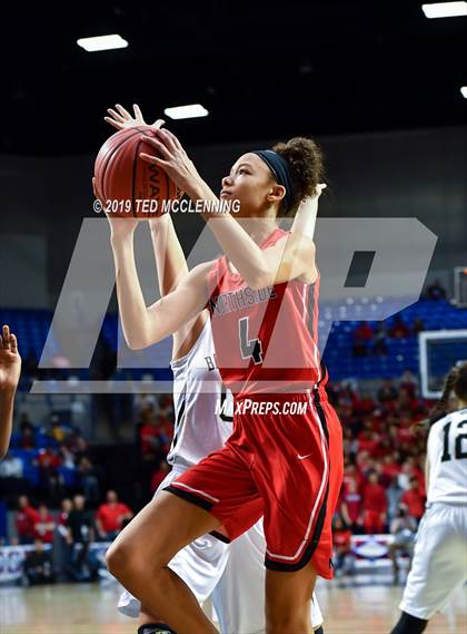 Thumbnail 3 in Bentonville vs Northside (AAA 6A State Final) photogallery.