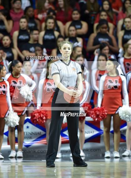 Thumbnail 2 in Bentonville vs Northside (AAA 6A State Final) photogallery.