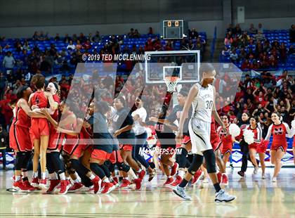 Thumbnail 1 in Bentonville vs Northside (AAA 6A State Final) photogallery.