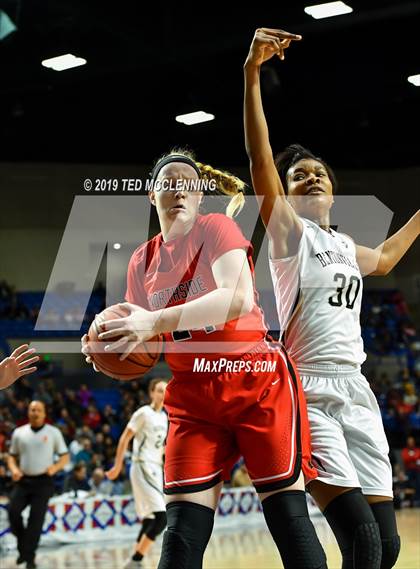 Thumbnail 3 in Bentonville vs Northside (AAA 6A State Final) photogallery.
